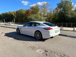 2011 Porsche Panamera 4 I, белый, 2175000 рублей, вид 4