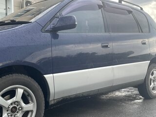 1998 Toyota Ipsum I (M10), синий, 600000 рублей, вид 5