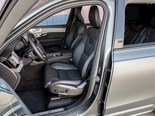 2026 Volvo XC90 T8 II Рестайлинг 2, серебристый, 13500000 рублей, вид 5