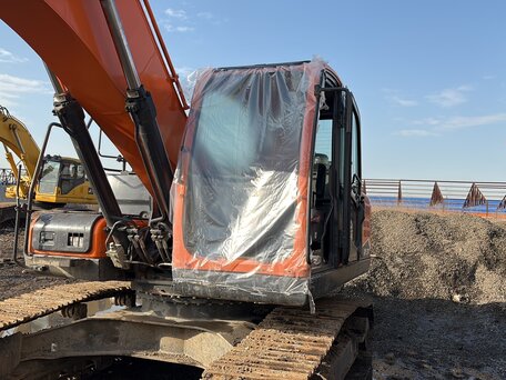 2024 Doosan DX210W, оранжевый, 8075000 рублей, вид 1