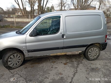 2007 Peugeot Partner, серебристый, 250000 рублей, вид 3