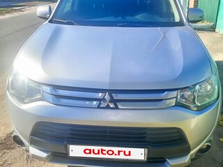 2014 Mitsubishi Outlander III, серебристый, 1500000 рублей, вид 1