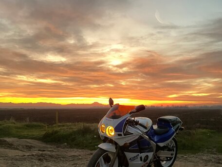 1988 Honda CBR 250R, белый, 140000 рублей, вид 4
