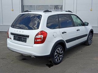 2026 Lada (ВАЗ) Granta Cross I Рестайлинг, белый, 1196000 рублей, вид 2