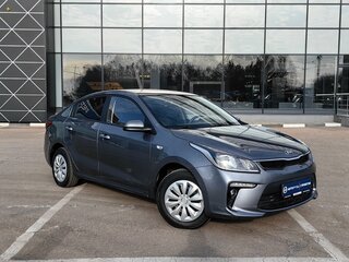 2019 Kia Rio IV, серый, 1149000 рублей, вид 1