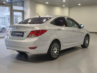2014 Hyundai Solaris I, серебристый, 686000 рублей, вид 5