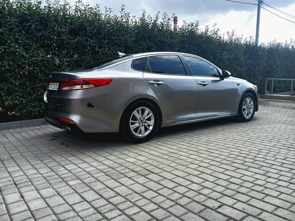 2017 Kia Optima IV, серый, 750000 рублей - вид 2