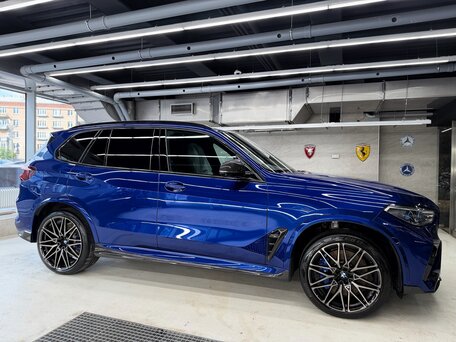 2020 BMW X5 M Competition III (F95), чёрный, 9190000 рублей, вид 2