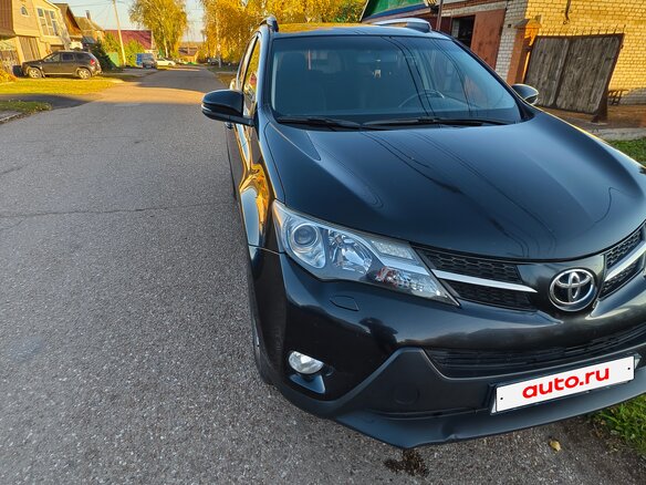 2013 Toyota RAV4 IV (XA40), чёрный, 1390000 рублей - вид 1