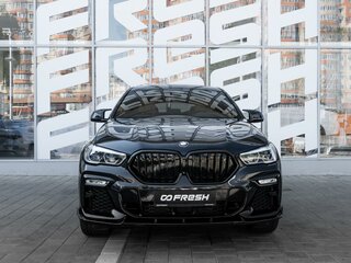 2021 BMW X6 40i III (G06), чёрный, 8390000 рублей, вид 3