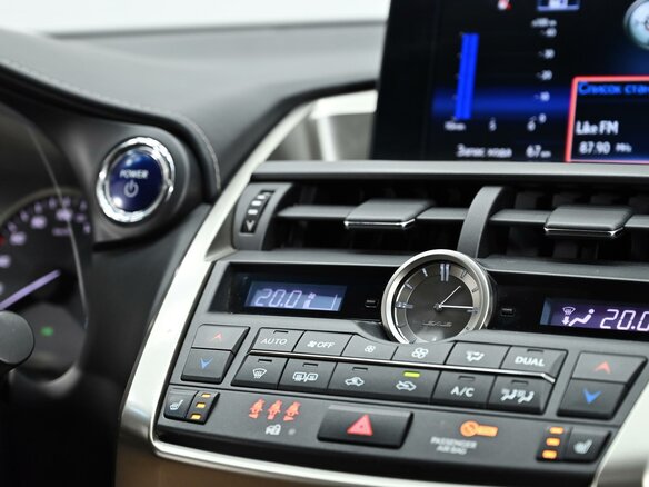 2016 Lexus NX 200 I, красный, 1985000 рублей - вид 9