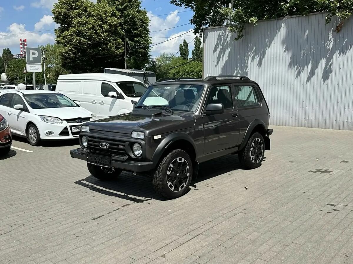 Открыть фотографии: Lada (ВАЗ) Niva Legend I