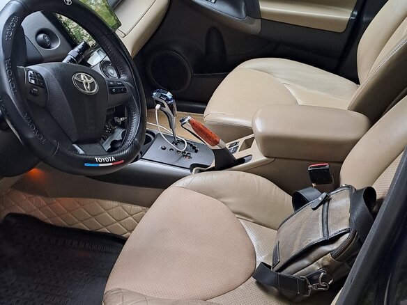 2010 Toyota RAV4 III (XA30) Рестайлинг, чёрный - вид 15