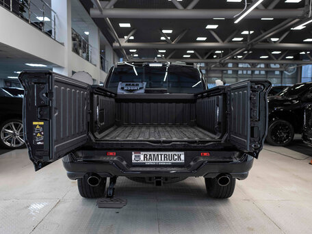 2026 Ram 1500 Crew Cab eTorque V Рестайлинг, чёрный, 11699999 рублей, вид 2