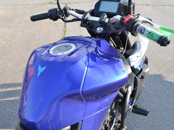 2023 Yamaha MT-03, белый - вид 14