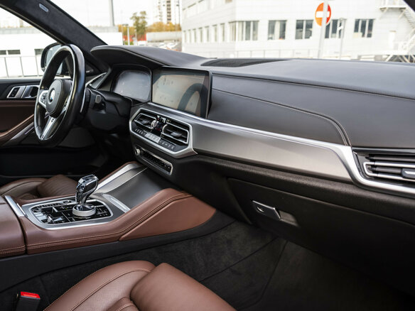 2021 BMW X6 40d III (G06), чёрный - вид 14
