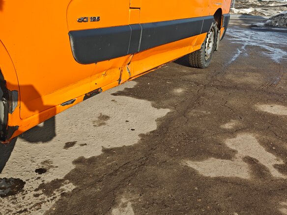 2013 Renault Master, оранжевый, 980000 рублей - вид 2