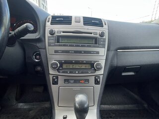 2010 Toyota Avensis III, белый, 1100000 рублей, вид 4