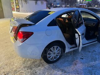 2010 Chevrolet Cruze I, белый, 470000 рублей, вид 5