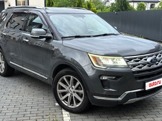 2018 Ford Explorer V Рестайлинг 2, серый, 2200000 рублей, вид 4