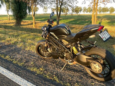 2012 Ducati Streetfighter, чёрный, 500000 рублей, вид 5