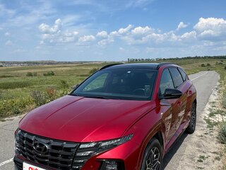 2022 Hyundai Tucson IV, красный, 4200000 рублей, вид 1