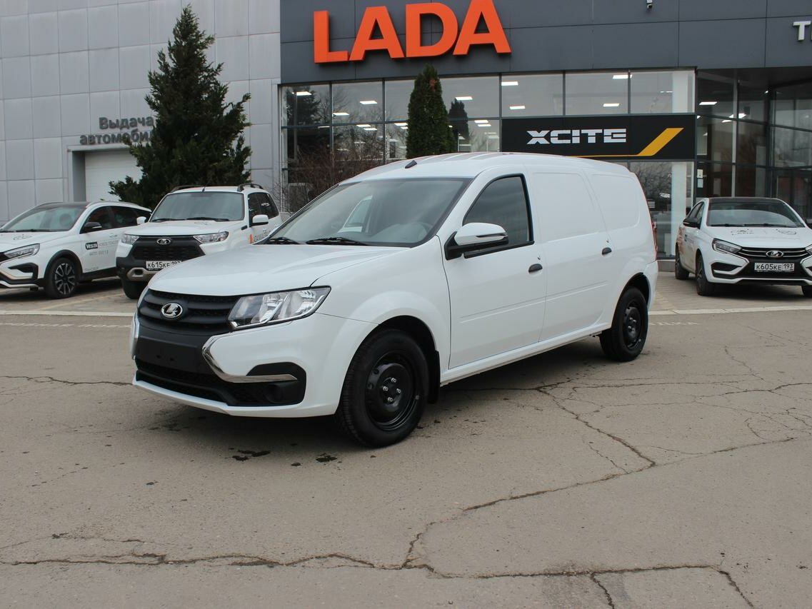 Открыть фотографии: Lada (ВАЗ) Largus I Рестайлинг