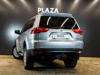 2013 Mitsubishi Pajero Sport II Рестайлинг, серебристый, 1749000 рублей, вид 3