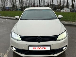 2013 Volkswagen Jetta VI, белый, 770000 рублей, вид 3