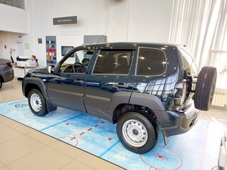 2024 Lada (ВАЗ) Niva Travel I, белый, 1310500 рублей, вид 2