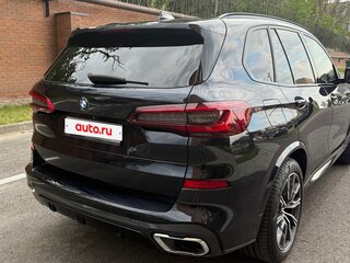 2020 BMW X5 25d IV (G05/G18), синий, 6880000 рублей, вид 4