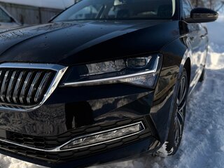 2025 Skoda Superb III Рестайлинг, чёрный, 3380000 рублей, вид 2