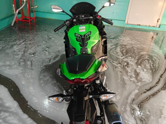 2022 Kawasaki Ninja 400, зелёный, 560000 рублей - вид 7
