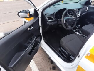 2020 Hyundai Solaris II, белый, 780000 рублей, вид 4