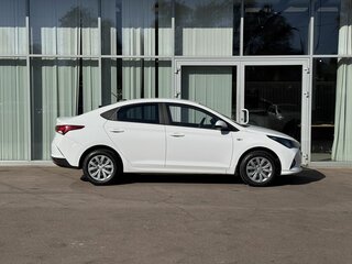2022 Hyundai Solaris II Рестайлинг, белый, 1225000 рублей, вид 4