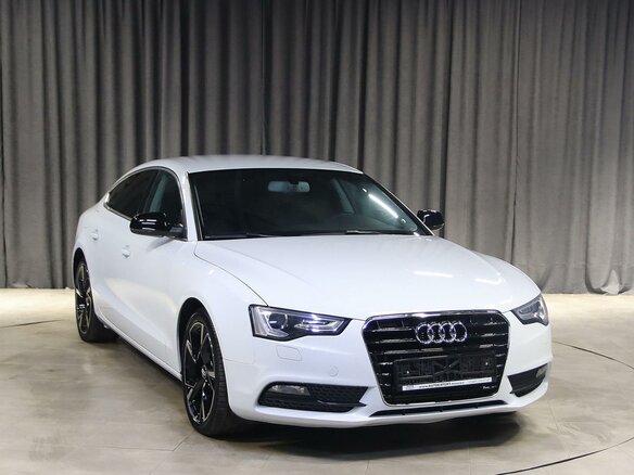 2015 Audi A5 I (8T) Рестайлинг, белый - вид 2