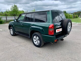 2004 Nissan Patrol V (Y61) Рестайлинг, зелёный, 1350000 рублей, вид 5