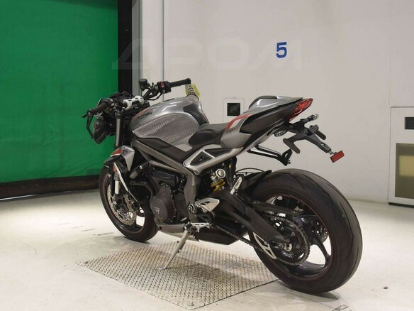 2019 Triumph Street Triple, серый, 880000 рублей - вид 5
