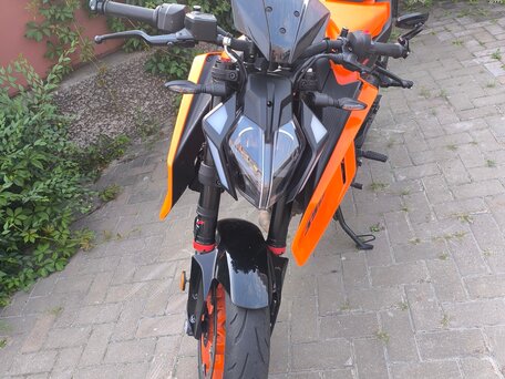 2024 KTM 390 Duke, оранжевый, 590000 рублей, вид 2