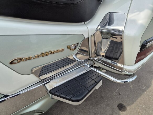1999 Honda GL 1500 Gold Wing, белый, 880000 рублей - вид 12