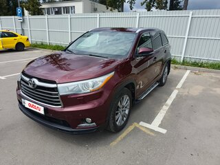 2014 Toyota Highlander III (XU50), красный, 2800000 рублей, вид 4