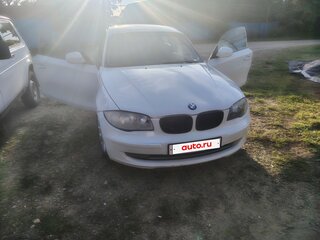 2010 BMW 1 серии 116i I (E81/E82/E87/E88) Рестайлинг, белый, 520000 рублей, вид 1