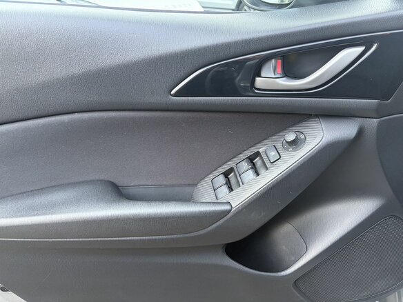 2013 Mazda 3 III (BM), серебристый, 990000 рублей - вид 9
