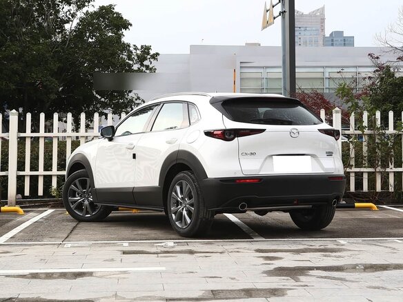 2026 Mazda CX-30 I, белый, 3103003 рублей - вид 4