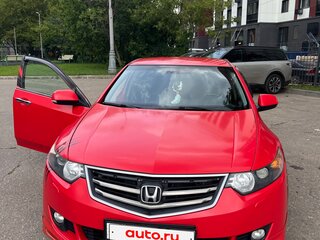 2008 Honda Accord VIII, красный, 1000000 рублей, вид 1