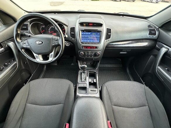 2018 Kia Sorento II Рестайлинг, бежевый, 2097000 рублей - вид 17