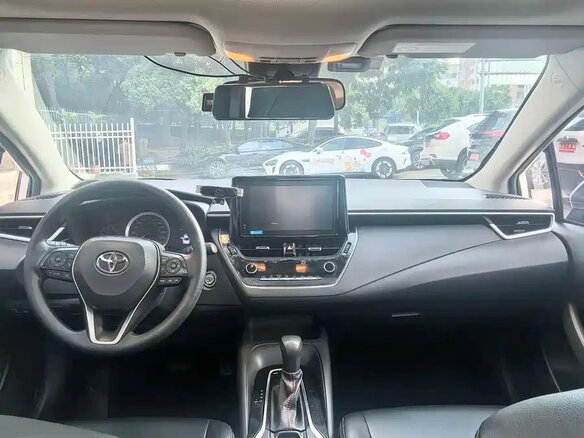 2022 Toyota Corolla XII (E210), белый, 1150000 рублей - вид 8