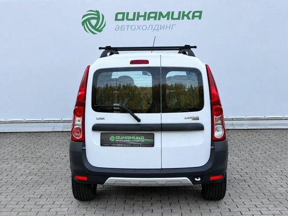 2018 Lada (ВАЗ) Largus Cross I, белый, 910000 рублей - вид 5