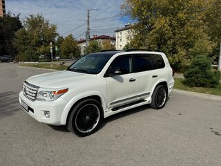 2012 Toyota Land Cruiser 200 Series, белый, 3899000 рублей, вид 1