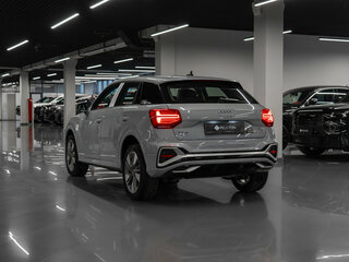2026 Audi Q2 L 35 TFSI I Рестайлинг, серый, 3700000 рублей, вид 4